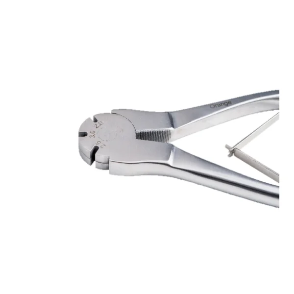 Cortadora-de-Alambre-Ortopedico-2030-mm-01.webp Cortadora de Alambre Ortopédico 2.0–3.0 mm